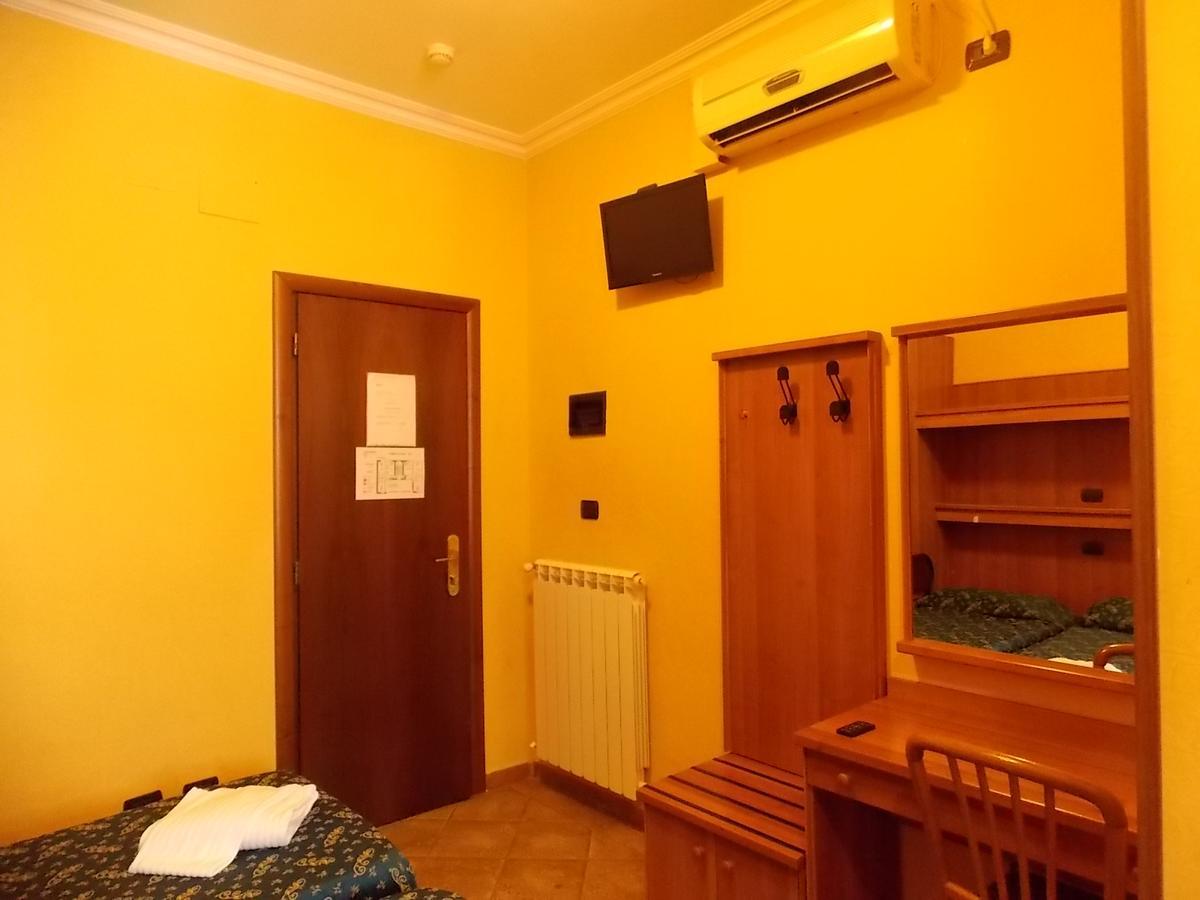 Hotel Mari 1 Ρώμη Εξωτερικό φωτογραφία